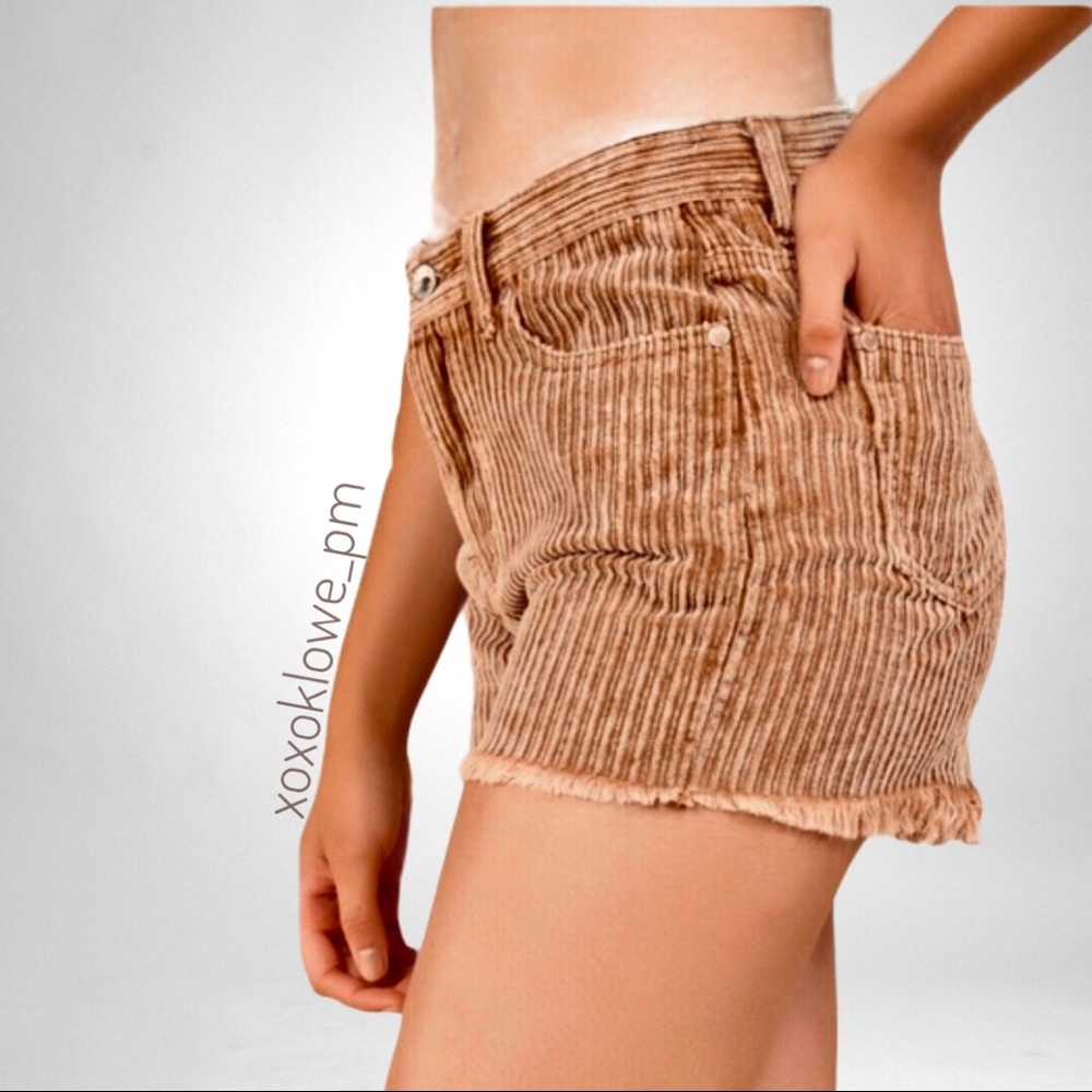 POL Camel Frayed Hem Corduroy Shorts - Picture 5 of 12